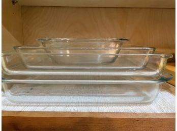 8 Ceramic Oven Dishes- 6 Pyrex