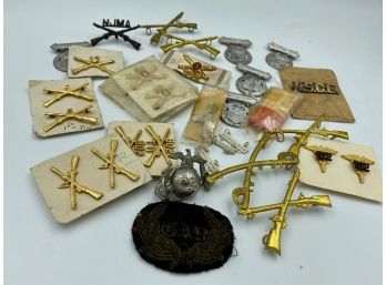 WWII Military Insignia, Decorations & Medals - US Army, US Marines, US Coast Guard