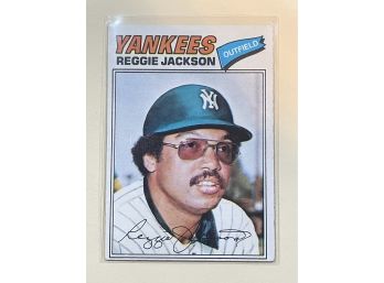 1977 Topps Reggie Jackson Card #10