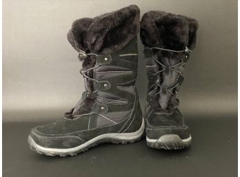 Khombu 'Fairfield' Winter Boots, Ladies Size 9