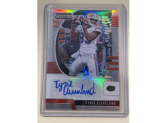 2020 Panini Prizm Rookie Autographs Tyrie Cleveland Signed Rookie Card #280