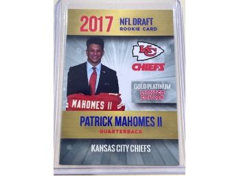 2017 Rookie Phenoms Patrick Mahomes II Gold Platinum Limited Edition Rookie Card #1   Only 2000 Made.