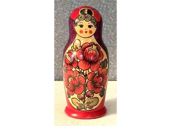 Hand Painted Wooden Nesting Dolls - Note Crack In Picture