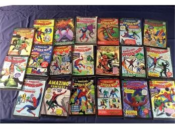 Lot Of 20 Spiderman Comics