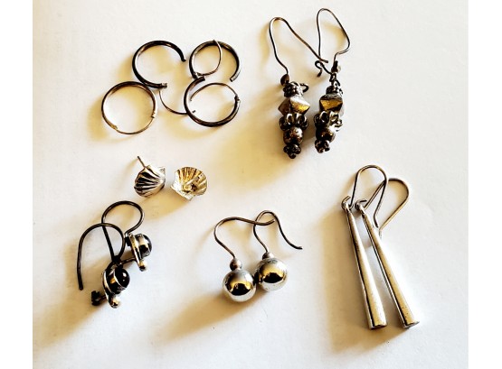 Assortment Of Six Pairs Of Ladies Pierced Earrings