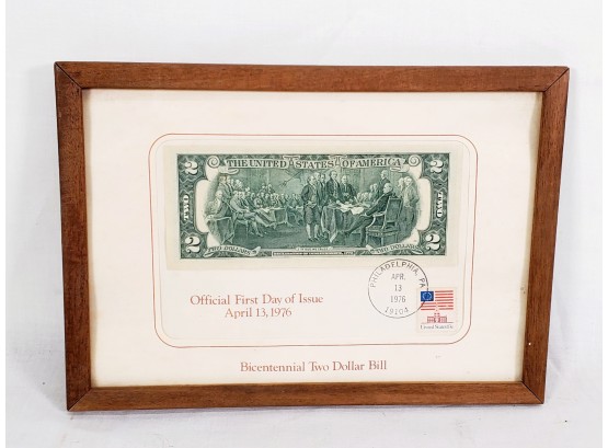 Framed Official First Day Of Issue April 13, 1976 Bicentennial Two Dollar Bill & Stamp Philadelphia Postmark