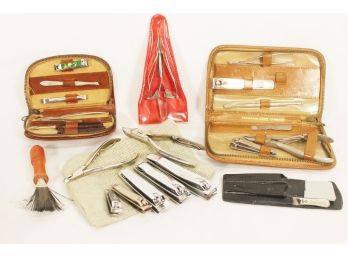 Vintage Mens Grooming Care Lot With Two Leather Sets