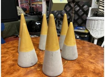4 - 6 Inch Gold Topped Pyramids For Jewelry Display