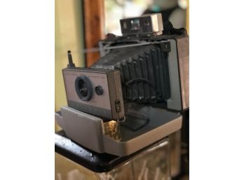 Vintage Polaroid 103 Instamatic Camera
