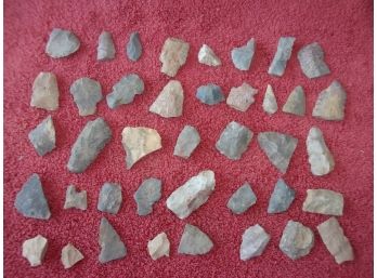 (B) Native American River Arrowhead Broken Parts Lot Of Artifact Finds