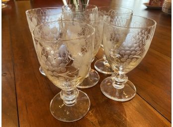 A Set Of Six Vintage Etched Clear Wine Glasses - 5.5'h