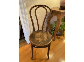 A Vintage Bentwood Chair Made In Cleveland  Ohio 16' X 19' X 37'
