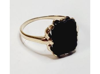 Vintage 10k Yellow Gold Onyx Ring (like New)