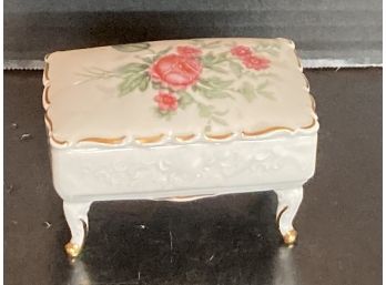 Vintage Footed Lidded ISCO German  Porcelain Box (Repaired Lid)