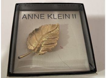 Vintage Anne Klein II Gold Tone Leaf Pin (NIB)