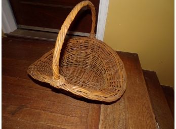 Large Oval Basket Vintage
