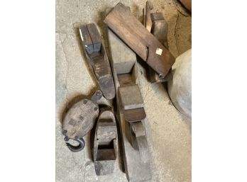 Bucket Of Vintage Hand Tools A Large Wooden Plane, 4 Smaller Wooden Block Plane And 1 Wood Block Pulley