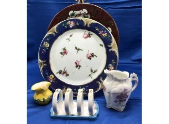 Metropolitan Museum Of Art Tin Plates, Porcelain Napkin Server, Little Pitchers