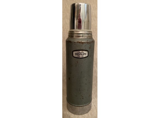 Vintage Large Aladdins Stanley Thermos No A-944C Quart Nashville TN Camping Fishing Industrial Green