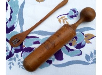 PRIMITIVE WOODEN KITCHEN LOT Of 2: Vintage Antique Masher Pestle Kitchen Tool, Plus Small Wavy Slotted Spoon