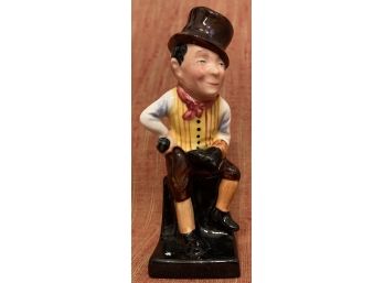 Vintage Royal  Doulton England Sam Weller Porcelain Figurine 4.25 Inch H Charles Dickens The Pickwick Papers