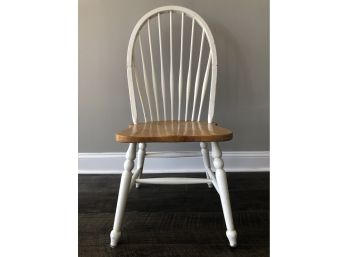Lovely Solid Wood White Kitchen Dining Room Table Chair
