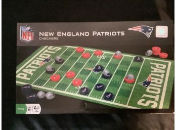 New England Patriots Checkers Game. Never Used !