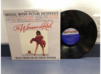 The Woman In Red On 1984 Motown Records. Original Motion Picture Soundtrack. Stevie Wonder. Dionne Warwick.