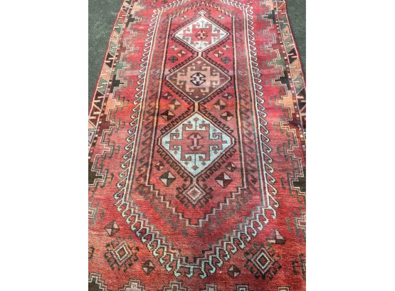 Shiraz Hand Knotted Rug    8 Feet 4 Inches By 4 Feet 7 Inches