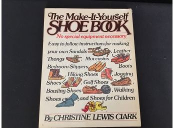 The Make It Your Self Shoe Book 1977