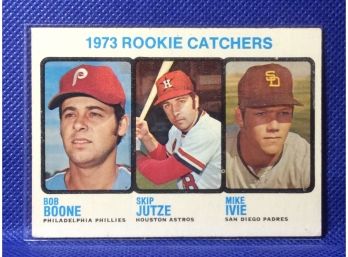 1973 Topps Rookie Carchers With Bob Boone