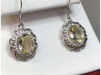 Lovely 925 / Sterling Silver Earrings & With Wonderful Pale Yellow Topaz - Very Light And Delicate ! Wow !