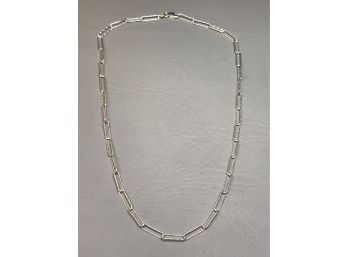 Very Nice Sterling Silver / 925 Paperclip Necklace - Very Popular Style - 20' Length - Very Nice Piece !