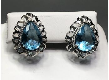 Very Pretty 925 / Sterling Silver Earrings With Light Blue Topaz - Lovely & Very Delicate Floral Design
