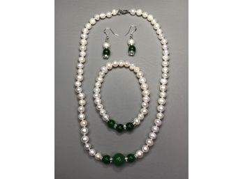 Fantastic Genuine Cultured Baroque Pearl & Jade Suite - Necklace - Bracelet & Earrings With Sterling Mounts