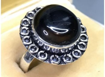Lovely Sterling Silver / 925 Cocktail Ring With Canadian Labradorite - Very Pretty And Ornate Setting