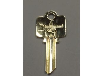 Rare DISNEYLAND 1955 Yale & Towne Gold Plated Brass Key - Made To Commemorate The Opening Of Disneyland UNCUT