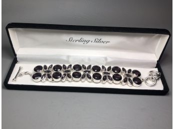 Gorgeous 925 / Sterling Silver Bracelet Set With Dozens Of Amethysts - Very Pretty Bracelet  - 8-1/2'