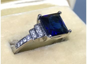 Very Pretty Arty Deco Style Sterling Silver / 925 With Blue & White Sapphires - Very Pretty Ring - Wow !