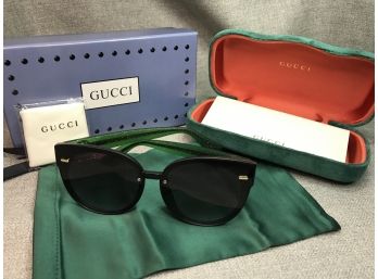 Fabulous Like New GUCCI Sunglasses - Made In Italy - Red & Green With Sparkle - With Box / Polish Cloth WOW !