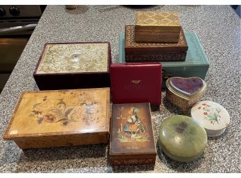 JEWELRY BOXES INCLUDING TWO INLAID MUSIC BOXES