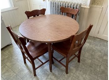 KITCHEN TABLE WITH 4 MAPLE CHAIRS