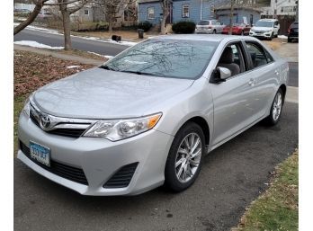 2012 Toyota Camry SE    VERY Low Mileage.  45k  (4,500/year) (Preview Date Changed)