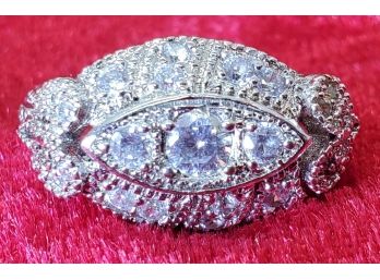 Size 9 Sterling Silver Cocktail Ring With Stunning Rhinestones ~ 4.30 Grams