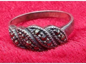 Size 6 Sterling Silver With Marcasite ~ Marked 925 With An 'SU' Inside A Circle