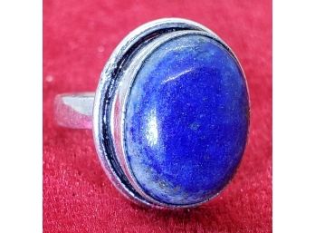 Size 7 Sterling Silver Plate With A Large Lapis Lazuli ~ 5/8' X 1/2'