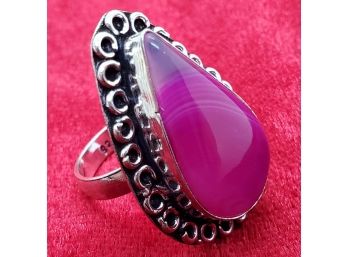 Size 6 Sterling Silver Plate With A Nice Teardrop Pink Laced Onyx