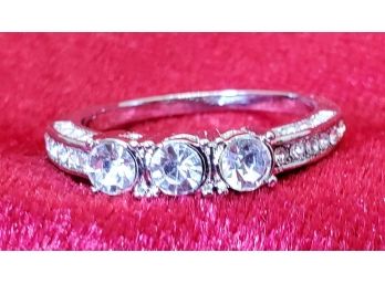 Size 7 1/2 Silver Tone Ring With Lovely Rhinestones