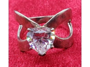 Vintage Size 6 1/2 Sterling Silver Ring With A Vibrant Heart Shaped CZ