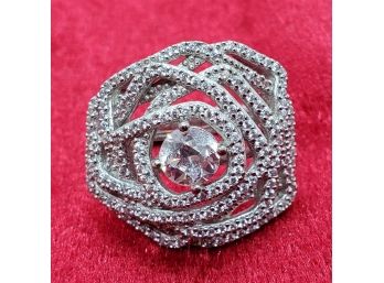 Vintage Size 7 Sterling Silver With A Beautiful CZ ~ 1' X 1'